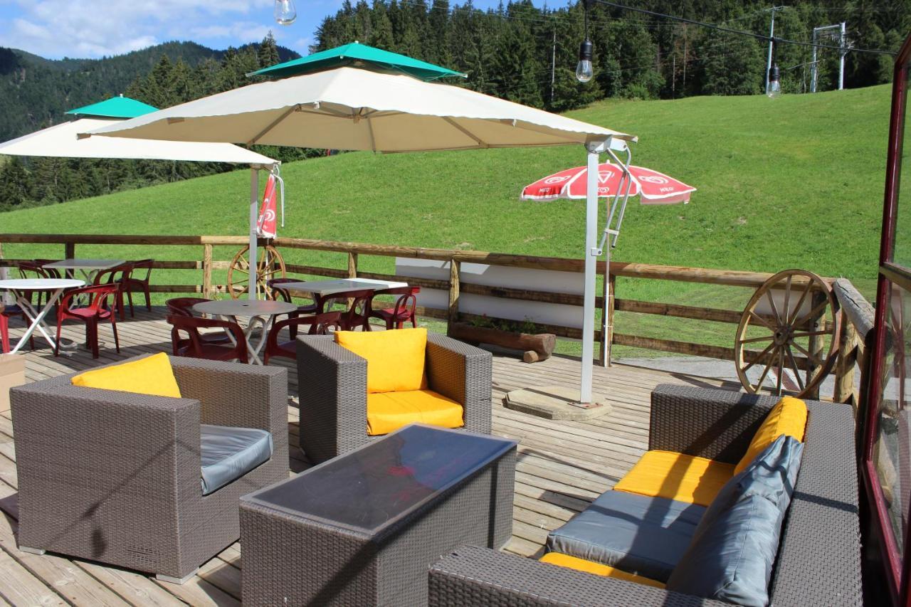 Hotel Les Bernards พลาซ-ซัวร์-อาร์ลี ภายนอก รูปภาพ