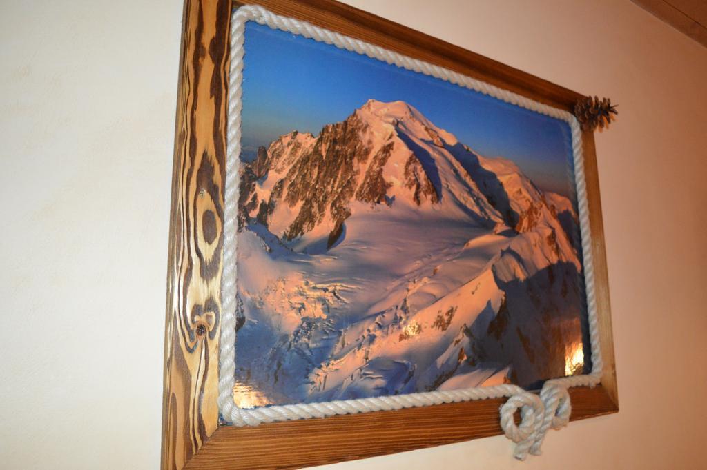 Hotel Les Bernards พลาซ-ซัวร์-อาร์ลี ภายนอก รูปภาพ